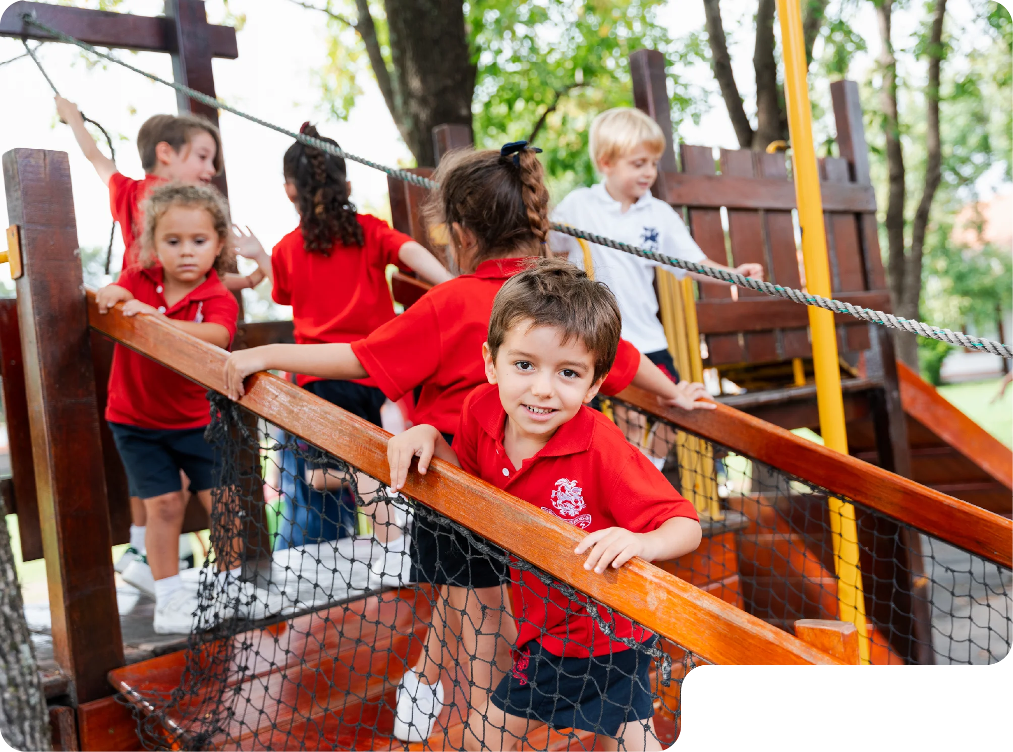 2025_STG_DG_WebGalerias_Home_AcercadelStGeorge_V1-11