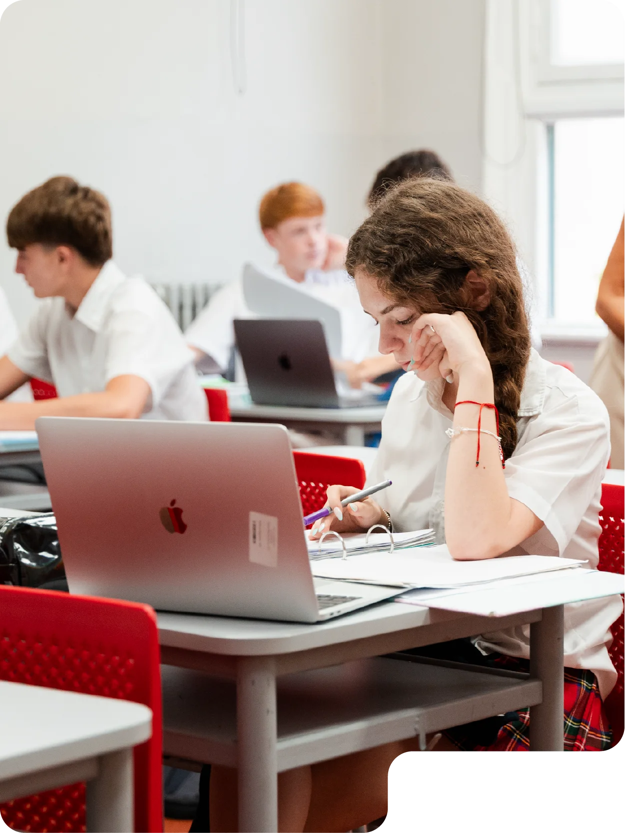 2025_STG_DG_WebGalerias_VidaEscolar_3Niveles_Galerias_V1-33